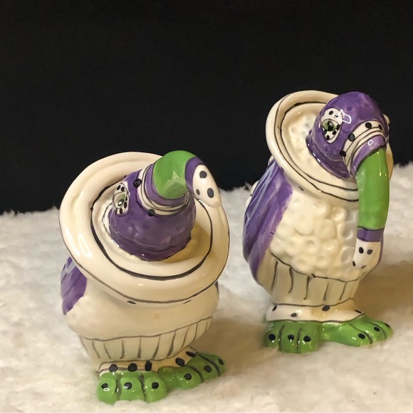 Blue Sky Flat Footed Booby Toucan Salt & Pepper Shakers By Lynda Corneille - Picture 11 of 13